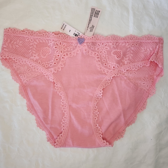 Victoria's Secret Lace Bikini Panties - Picture 3 of 10